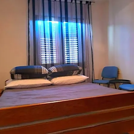 Apartman Enzo With Air-condition And Wi-fi *